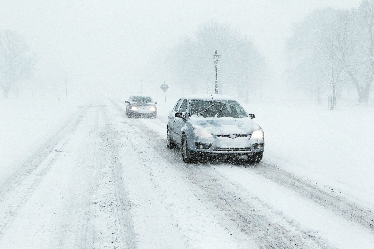 „სასწრაფოდ: რუკები გაწითლდა – რამდენიმე საათში ‘თოვლის ბომბი’ დაატყდებათ, სინოპტიკოსები მოსახლეობას აფრთხილებენ!“