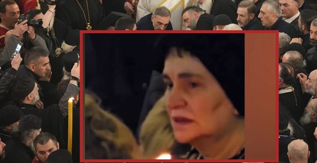 შორენა თეთრუაშვილი პატრიარქის ცხედართან – კადრები სამების ტაძრიდან