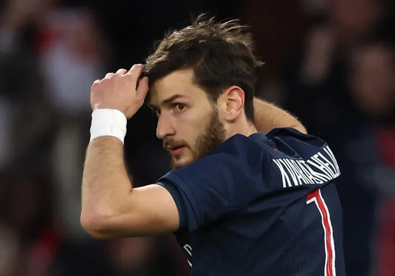 ინგლისური გრანდი კვარაცხელიას სენსაციურ ტრანსფერისთვის ემზადება