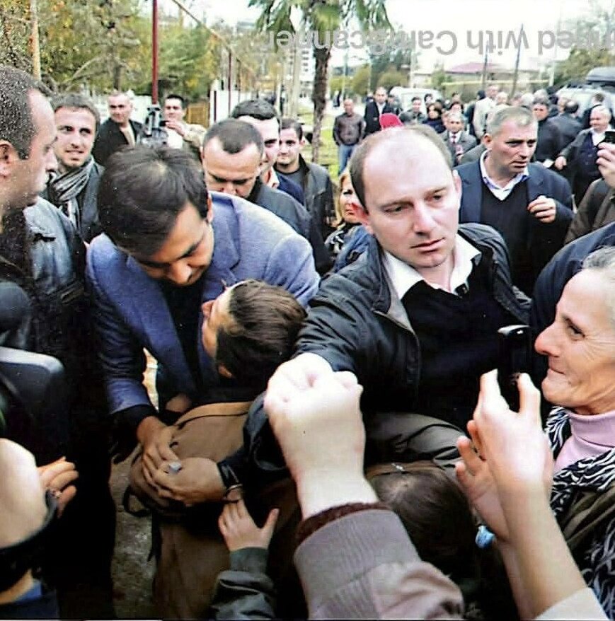 მიხეილ სააკაშვილი სამწუხარო ინფორმაციას ავრცელებს - "გარდაიცვალა გულის შეტევით. ვერ გაუძლო ძალიან მძიმე შრომას" - ფოტო 2