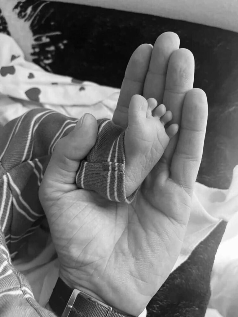 „ჩემი სანდრო, მადლობა უფალო ამ უსაზღვრო სიყვარულისთვის“ სალომე ჭაჭუა დედა გახდა - პირველი ფოტოები - ფოტო 2