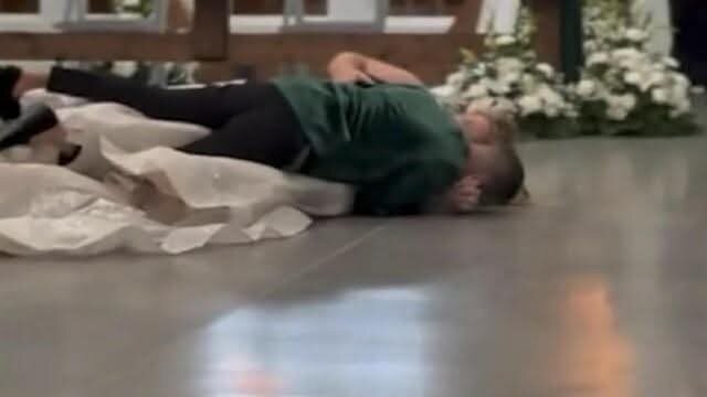 ვრცელდება ქორწილის ვიდეო, რომელსაც 10 მილიონზე მეტი ნახვა აქვს – ნახეთ, რა დაემართა ნეფე-პატარძალს